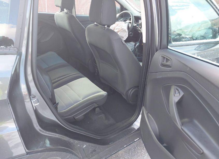 Photo 8 of 2017 Ford Escape S (VIN 1FMCU0F70HUC01354)