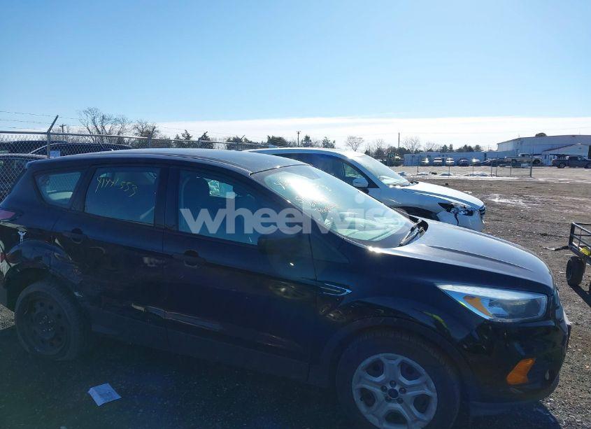 Photo 13 of 2017 Ford Escape S (VIN 1FMCU0F70HUC31907)