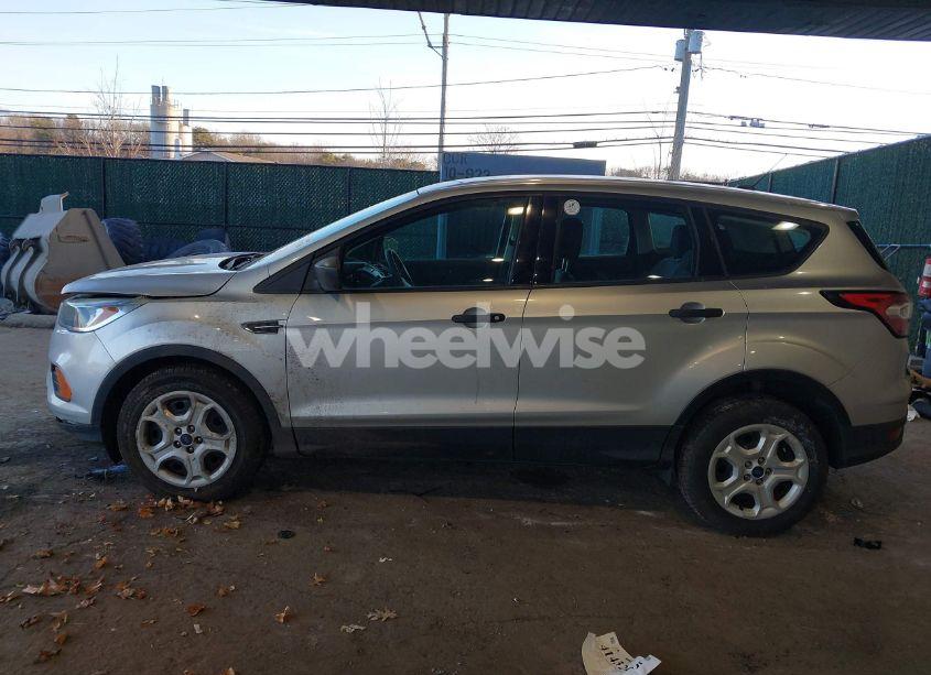 Photo 14 of 2017 Ford Escape S (VIN 1FMCU0F70HUD55840)