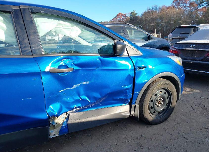 Photo 6 of 2017 Ford Escape S (VIN 1FMCU0F70HUD87431)