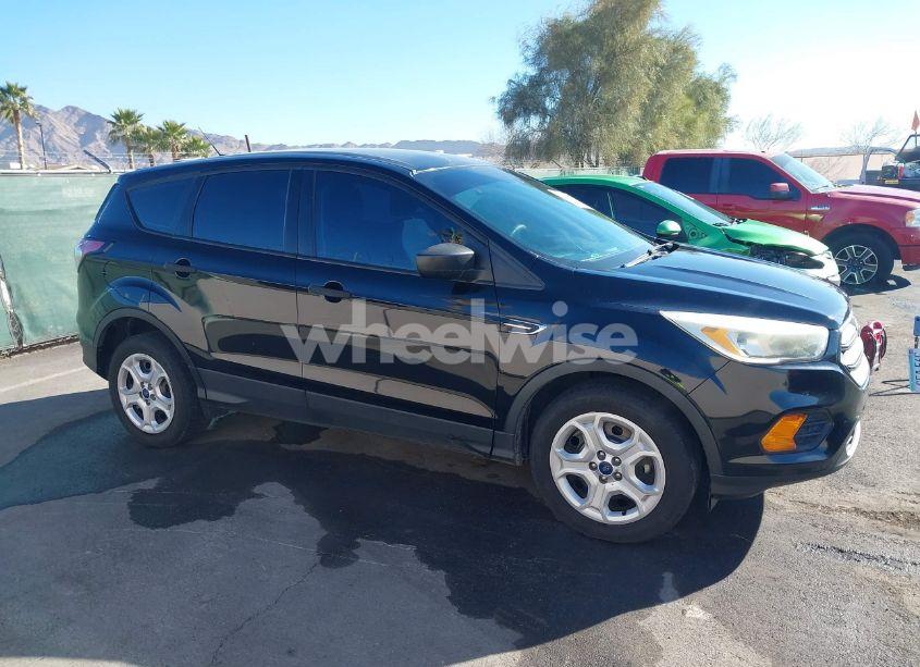 Photo 13 of 2017 Ford Escape S (VIN 1FMCU0F70HUE17768)