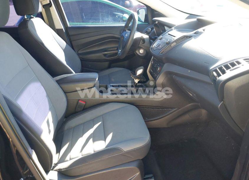 Photo 5 of 2017 Ford Escape S (VIN 1FMCU0F70HUE17768)