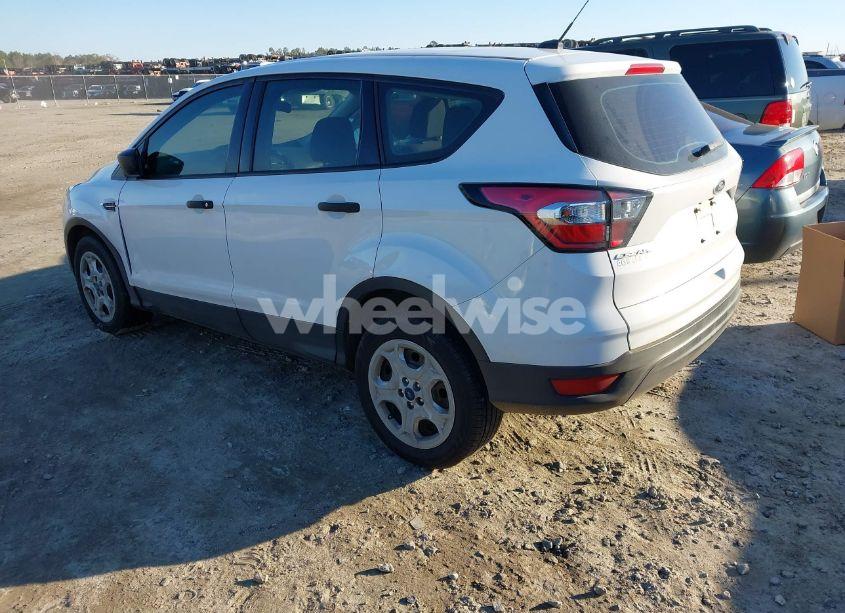 Photo 3 of 2017 Ford Escape S (VIN 1FMCU0F70HUE29337)