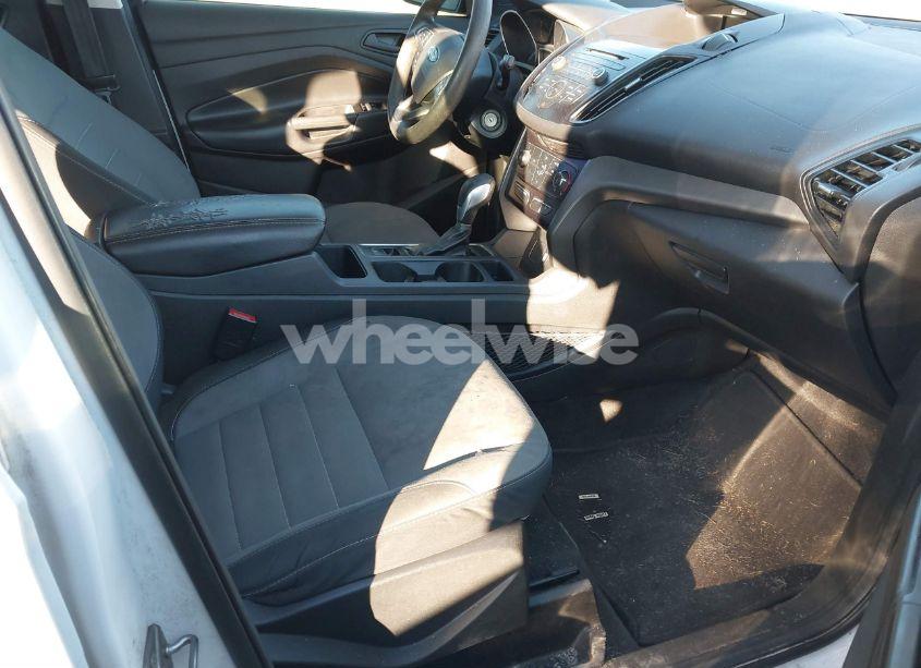 Photo 4 of 2017 Ford Escape S (VIN 1FMCU0F70HUE29337)