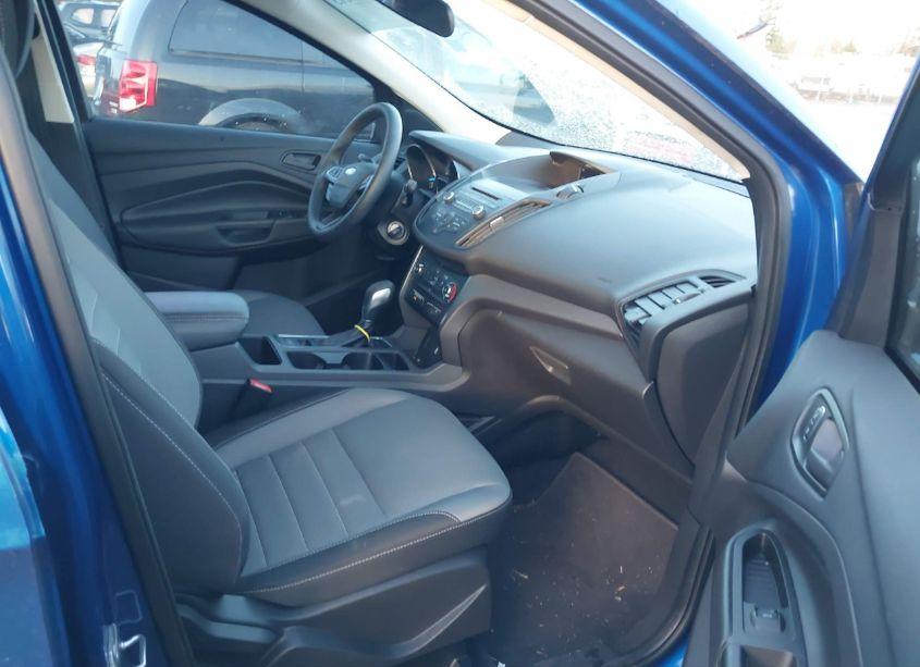 Photo 5 of 2018 Ford Escape S (VIN 1FMCU0F70JUA31812)