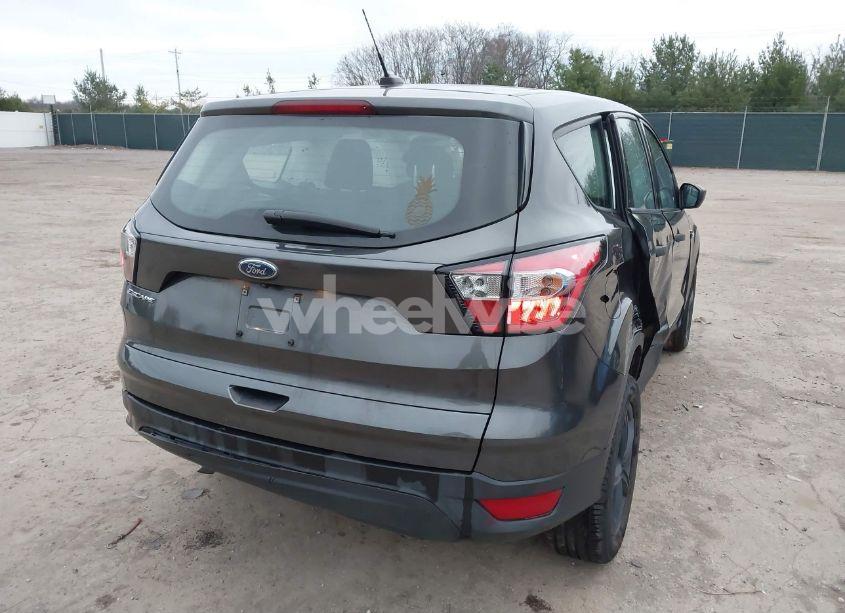 Photo 4 of 2018 Ford Escape S (VIN 1FMCU0F70JUB04211)