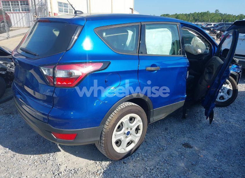Photo 4 of 2018 Ford Escape S (VIN 1FMCU0F70JUB20439)