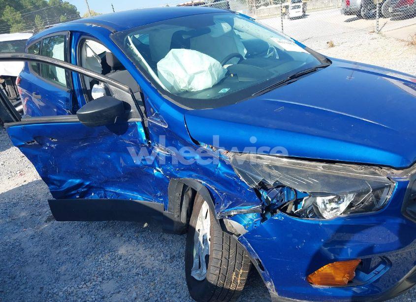 Photo 6 of 2018 Ford Escape S (VIN 1FMCU0F70JUB20439)