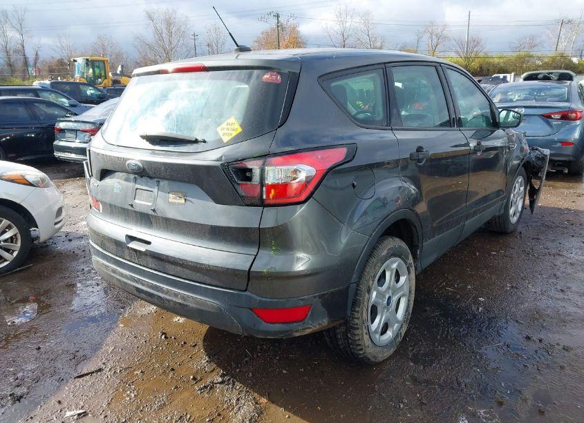 Photo 4 of 2018 Ford Escape S (VIN 1FMCU0F70JUC01778)