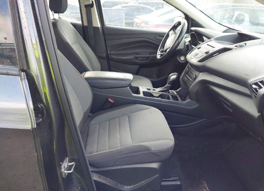 Photo 5 of 2018 Ford Escape S (VIN 1FMCU0F70JUC01778)