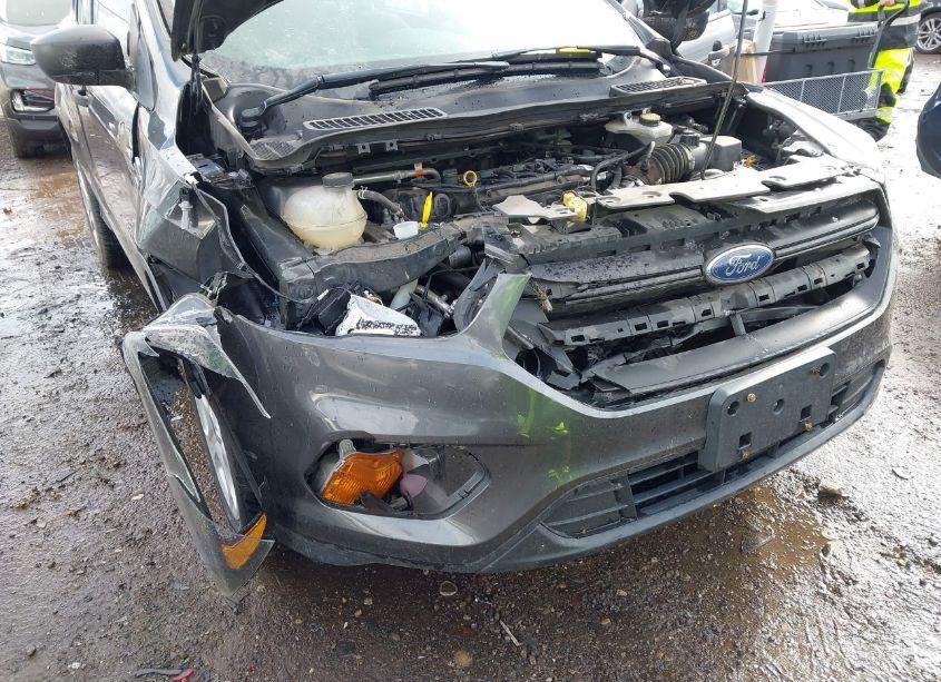 Photo 6 of 2018 Ford Escape S (VIN 1FMCU0F70JUC01778)