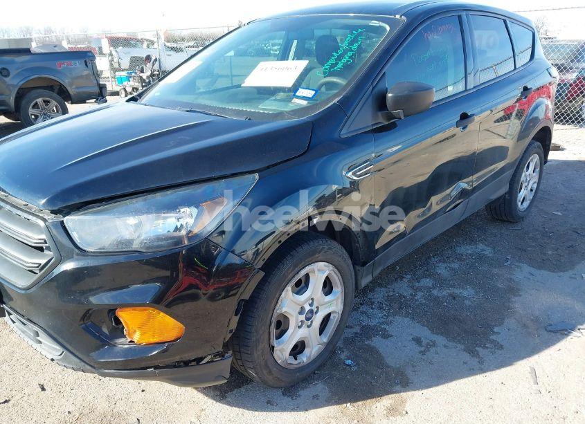 Photo 6 of 2018 Ford Escape S (VIN 1FMCU0F70JUC69899)