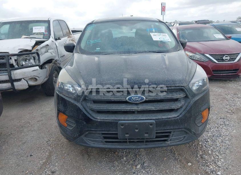 Photo 12 of 2018 Ford Escape S (VIN 1FMCU0F70JUC75315)