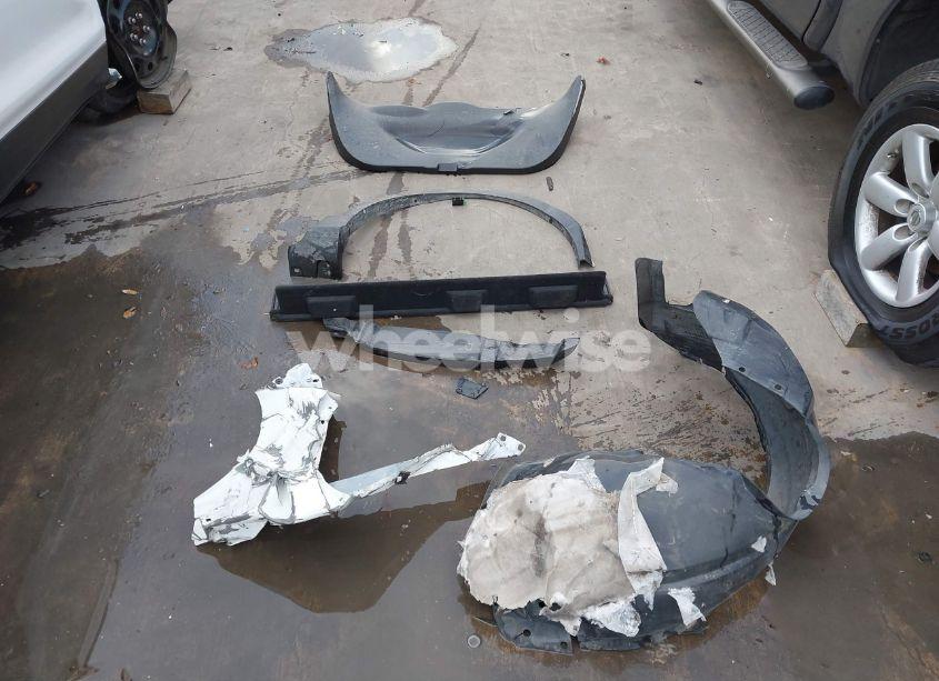 Photo 12 of 2018 Ford Escape S (VIN 1FMCU0F70JUD20415)