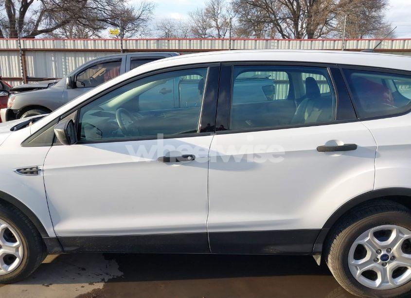 Photo 15 of 2018 Ford Escape S (VIN 1FMCU0F70JUD20415)