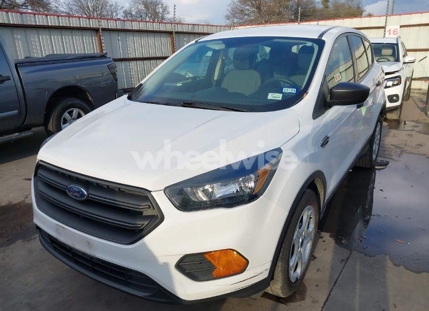 Photo 2 of 2018 Ford Escape S (VIN 1FMCU0F70JUD20415)