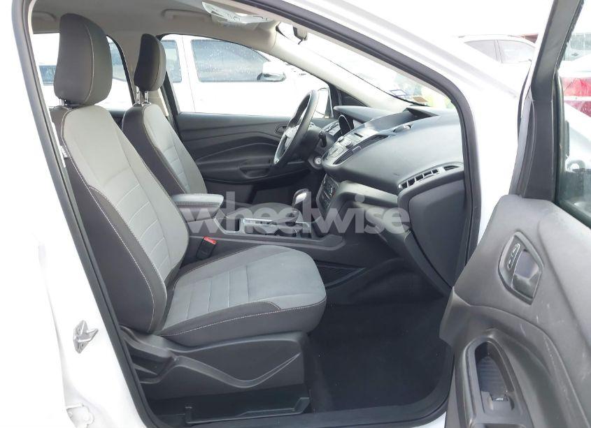 Photo 5 of 2018 Ford Escape S (VIN 1FMCU0F70JUD20415)