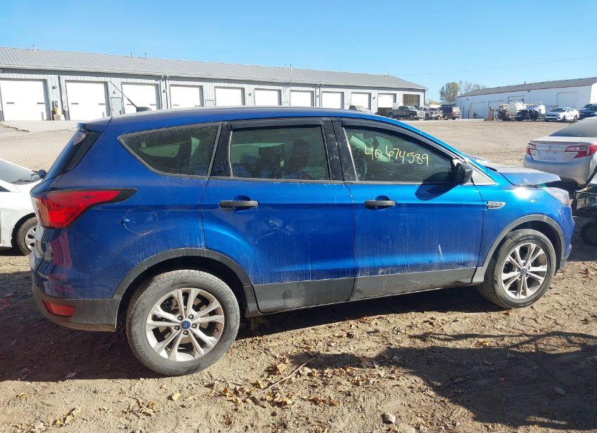 Photo 13 of 2019 Ford Escape S (VIN 1FMCU0F70KUA29236)