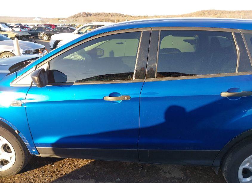 Photo 15 of 2019 Ford Escape S (VIN 1FMCU0F70KUB20491)