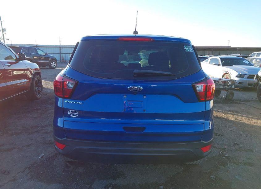 Photo 17 of 2019 Ford Escape S (VIN 1FMCU0F70KUB20491)