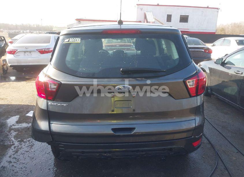 Photo 17 of 2019 Ford Escape S (VIN 1FMCU0F70KUB21950)
