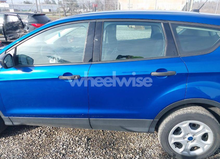 Photo 14 of 2019 Ford Escape S (VIN 1FMCU0F70KUC44874)
