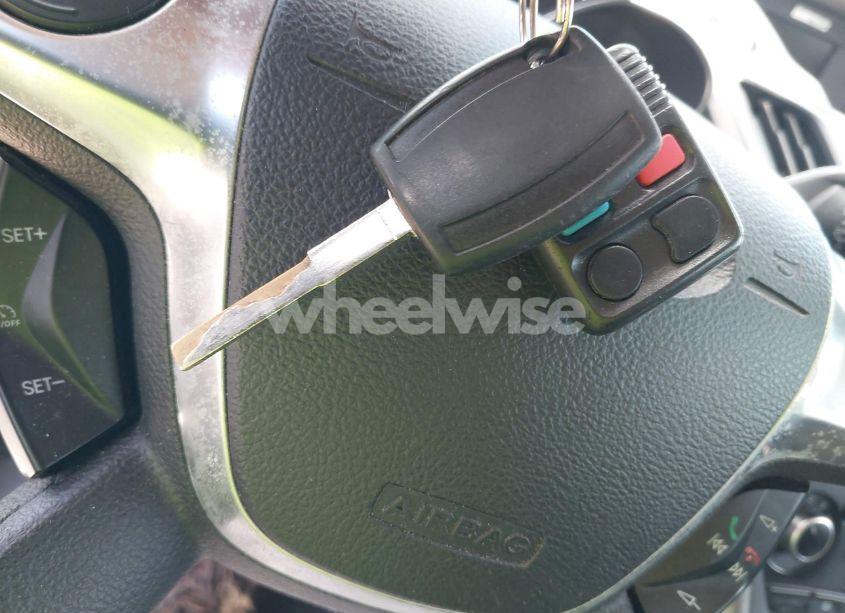 Photo 11 of 2013 Ford Escape S (VIN 1FMCU0F71DUA11217)