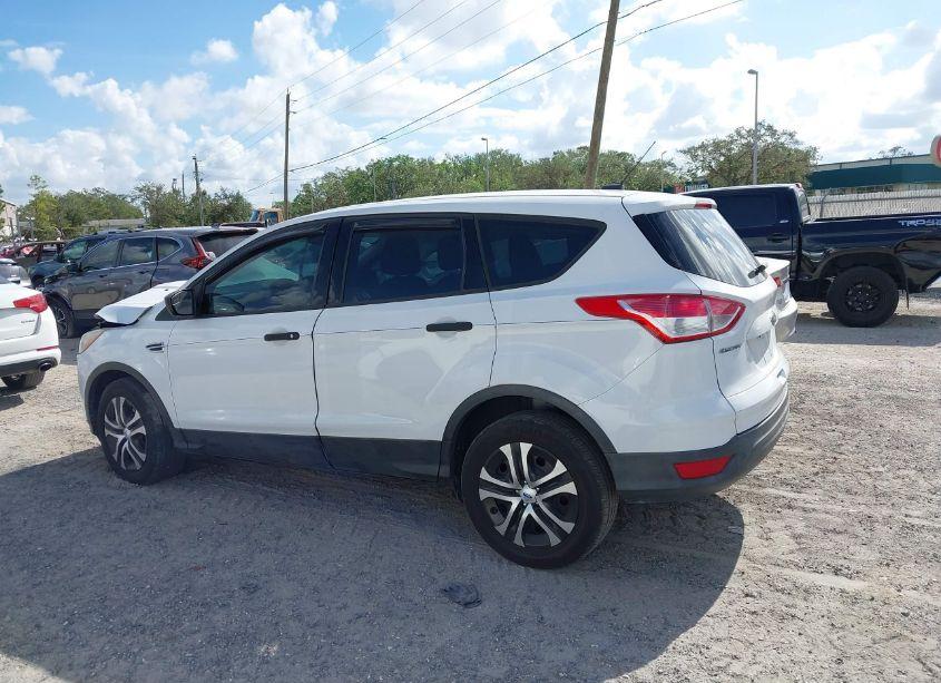 Photo 14 of 2013 Ford Escape S (VIN 1FMCU0F71DUA23433)