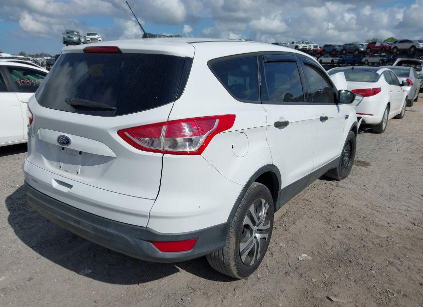 Photo 4 of 2013 Ford Escape S (VIN 1FMCU0F71DUA23433)
