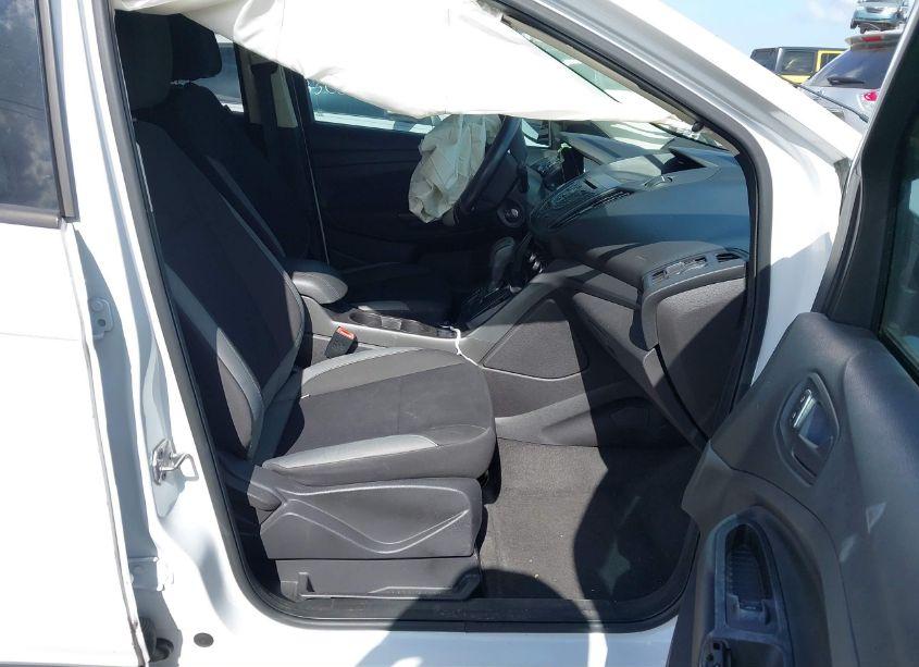 Photo 5 of 2013 Ford Escape S (VIN 1FMCU0F71DUA23433)