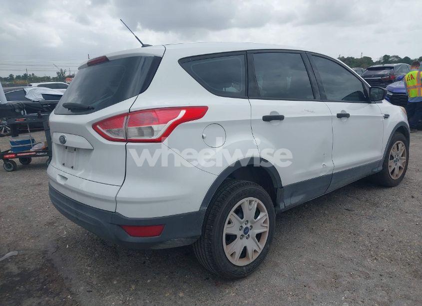 Photo 4 of 2013 Ford Escape S (VIN 1FMCU0F71DUA94292)