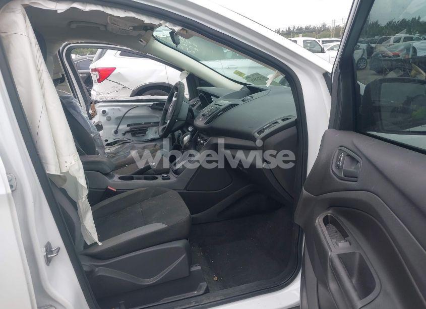 Photo 5 of 2013 Ford Escape S (VIN 1FMCU0F71DUA94292)