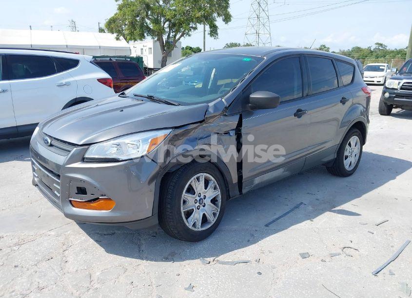 Photo 2 of 2013 Ford Escape S (VIN 1FMCU0F71DUB51218)
