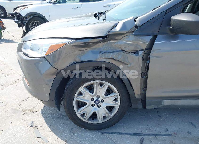 Photo 6 of 2013 Ford Escape S (VIN 1FMCU0F71DUB51218)