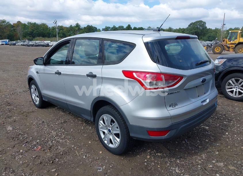 Photo 3 of 2013 Ford Escape S (VIN 1FMCU0F71DUB59206)
