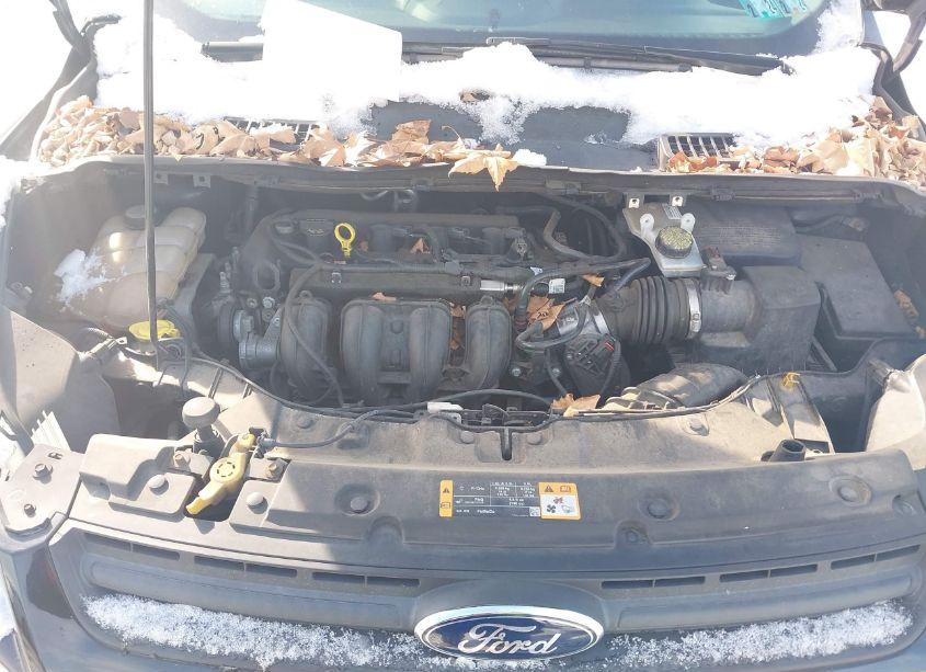 Photo 10 of 2013 Ford Escape S (VIN 1FMCU0F71DUB89290)