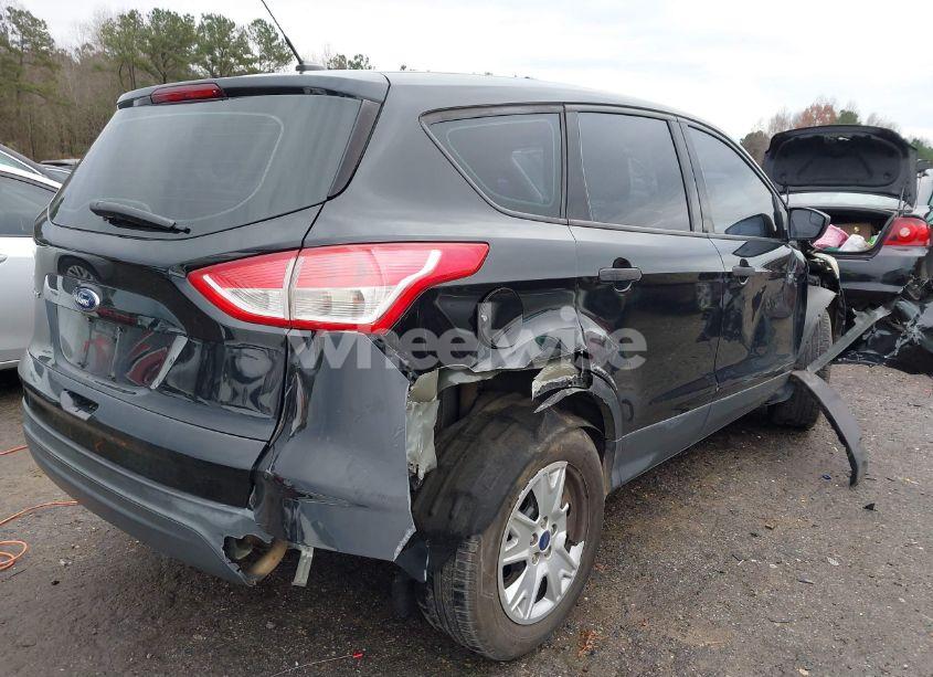 Photo 4 of 2013 Ford Escape S (VIN 1FMCU0F71DUC67387)