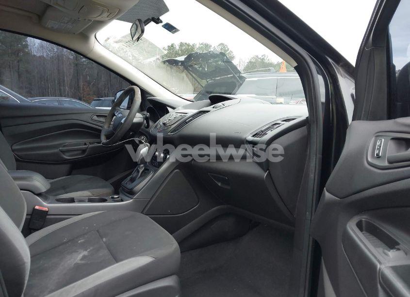 Photo 5 of 2013 Ford Escape S (VIN 1FMCU0F71DUC67387)