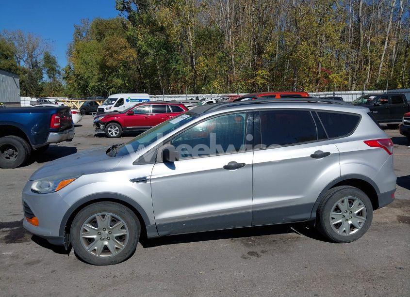 Photo 14 of 2014 Ford Escape S (VIN 1FMCU0F71EUC10320)