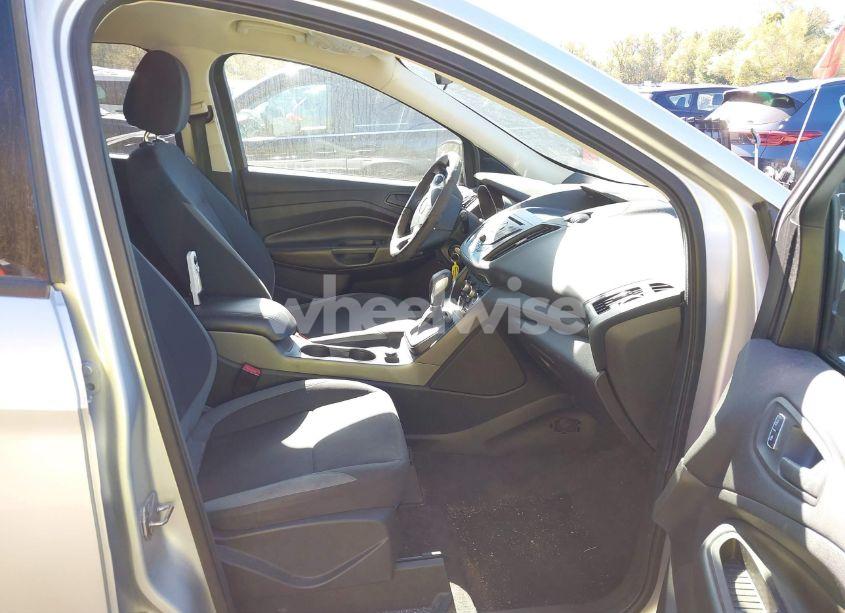 Photo 5 of 2014 Ford Escape S (VIN 1FMCU0F71EUC10320)