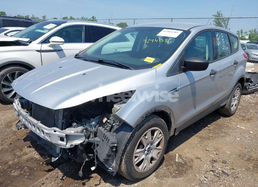 Photo 2 of 2014 Ford Escape S (VIN 1FMCU0F71EUD98563)