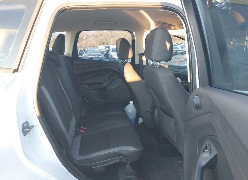 Photo 8 of 2014 Ford Escape S (VIN 1FMCU0F71EUE07455)