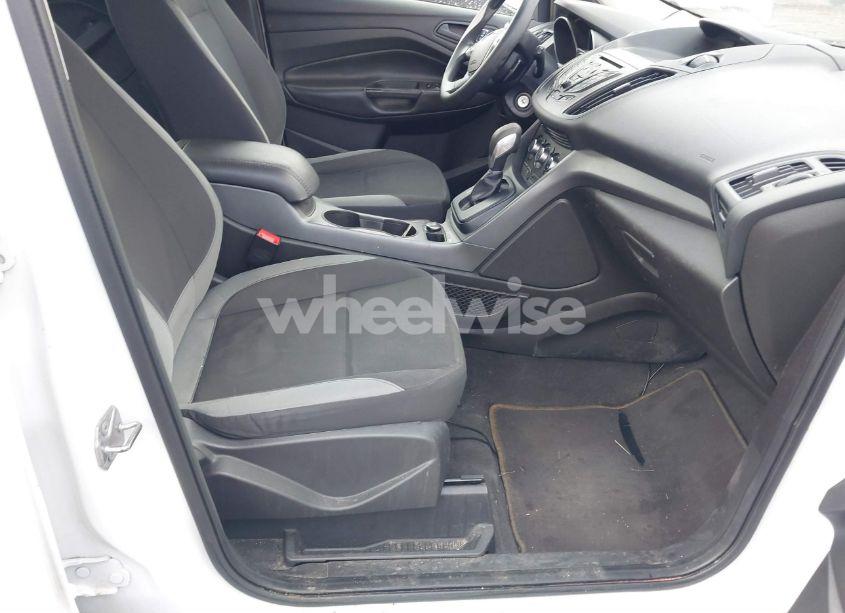 Photo 5 of 2014 Ford Escape S (VIN 1FMCU0F71EUE32985)