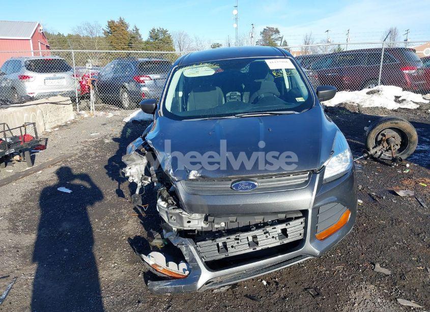 Photo 13 of 2015 Ford Escape S (VIN 1FMCU0F71FUB25673)