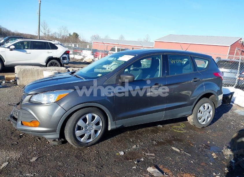 Photo 15 of 2015 Ford Escape S (VIN 1FMCU0F71FUB25673)