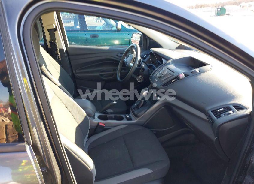 Photo 5 of 2015 Ford Escape S (VIN 1FMCU0F71FUB25673)