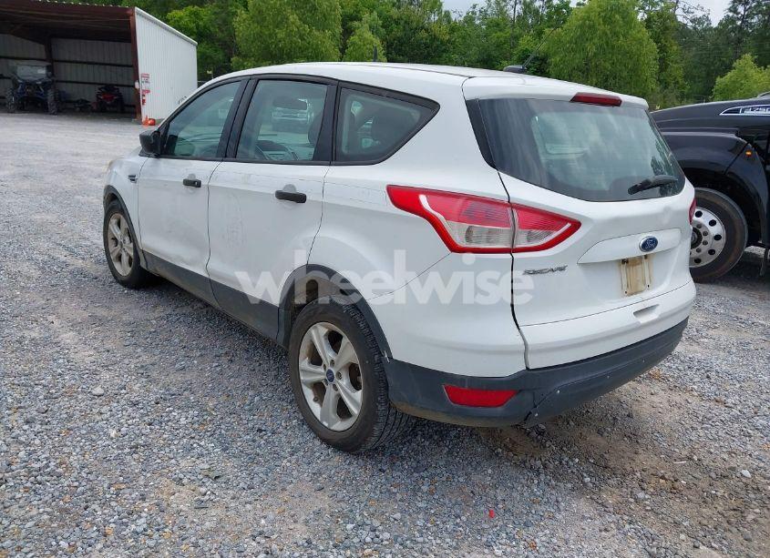 Photo 3 of 2015 Ford Escape S (VIN 1FMCU0F71FUC32271)