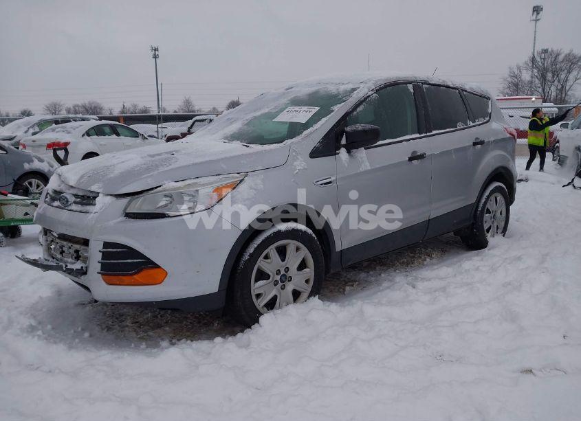 Photo 2 of 2015 Ford Escape S (VIN 1FMCU0F71FUC82913)