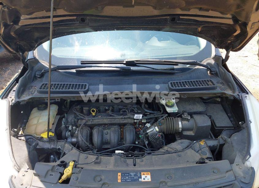 Photo 10 of 2016 Ford Escape S (VIN 1FMCU0F71GUA73141)