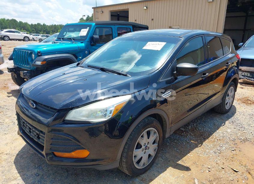 Photo 2 of 2016 Ford Escape S (VIN 1FMCU0F71GUA73141)